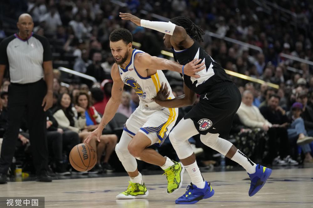 时尤为明显 时尤为明显