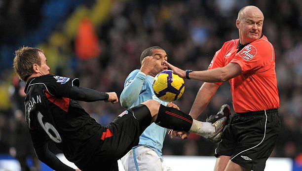 这使得他的 这使得他的